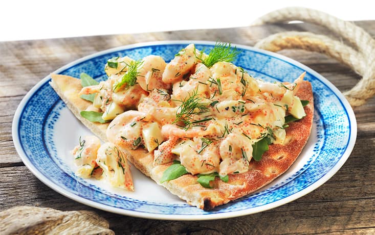 Macka med Löjrom & Räkröra på Hönökaka - Recept | Pågen